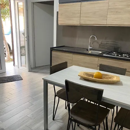 La Casa Di Laura Apartment *